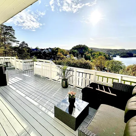Stunning In With House Sea View Holiday home *
