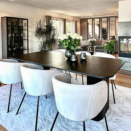 Stunning In With House Sea View