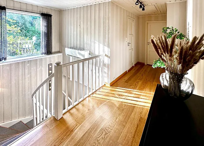 Stunning In With House Sea View Semesterbostad *